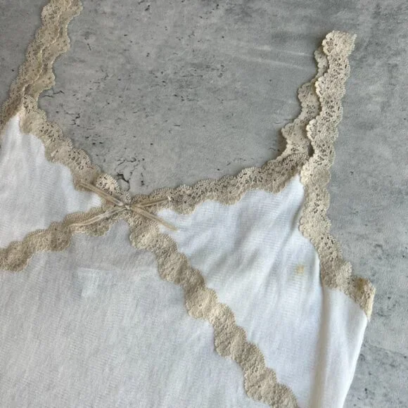 Vintage y2k sheer white lace trim cami - Picture 2 of 5